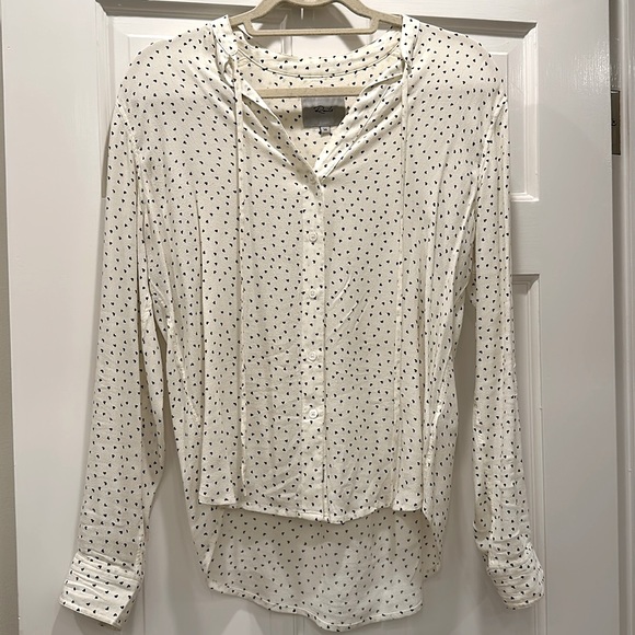 Rails XS white blouse with small black hearts. - Picture 1 of 2